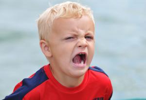 Как да се справим с непослушното дете: Една поучителна история