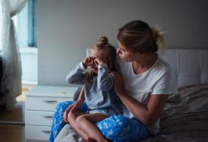 5 жеста, с които ще успокоите детето 