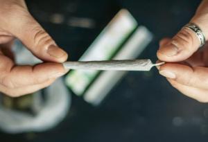 Колко време остават наркотиците в тялото ви