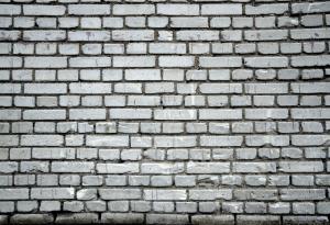 А. А. Милн за стените около нас