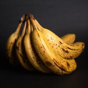 Всички банани са радиоактивни. Експерт обяснява какво означава това