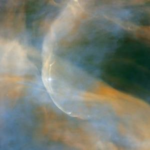 Този близък кадър на мъглявината Орион прилича на сюрреалистичен пейзаж от сънищата