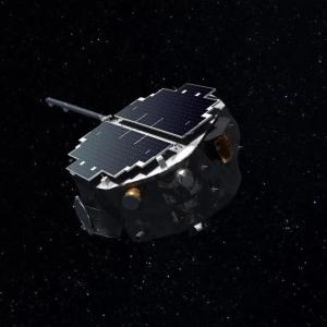 Само два космически апарата са преминали границата на Слънчевата система – сега сме на път да разберем каква е истинската ѝ форма