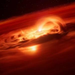 Откриха междузвездна планета, поглъщаща 6 милиарда тона материя в секунда