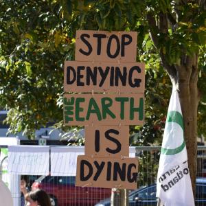 Климатичният скептицизъм – най-скъпата лъжа на нашето време