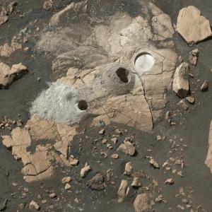„Пърси“ откри марсианска скала с най-високото съдържание на органични молекули до момента