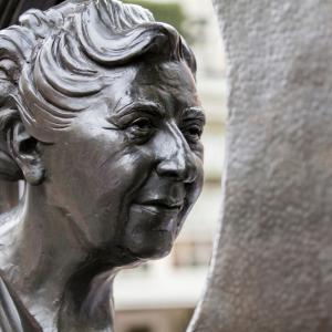 Единствените наши спътници от началото до края сме самите ние