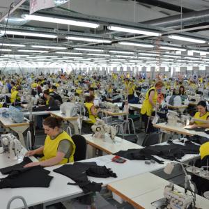 Забравените професии: четци във фабриките