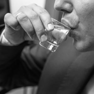 Виц: Генко удря шамари на тъщата