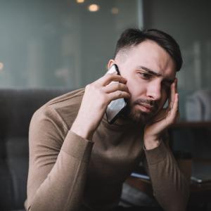 Виц: Как е тъща ми?