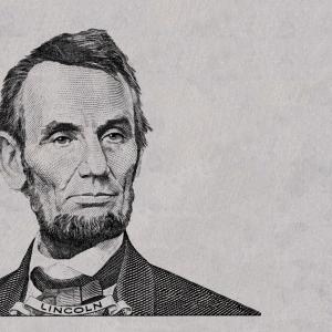 Разликата между държавник и политик според Линкълн