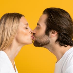 Стройни и психически здрави благодарение на целувките: 10 интересни факта