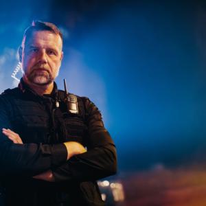 Виц: Момченце отваря вратата и вижда полицай