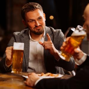 Виц: Защо пиеш?