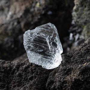 Учени разработиха нов метод за производството на синтетични диаманти