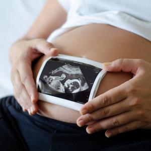 Учени работят за предотвратяване на мъртвите раждания чрез ранно откриване на процеси на стареене на плацентата