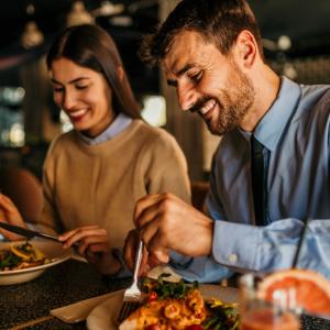 Яденето на повече месо се свързва с по-нисък риск от деменция, но само при една група хора