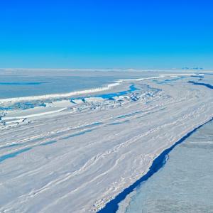 Изтичането на метан във водите на Антарктида се увеличава тревожно бързо