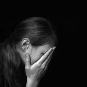 Как да се справим с чувството на вина след прекъсване на взаимоотношенията с човек от семейството