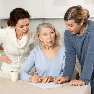 Виц: Тъщата ми не може да разбере защо дъщеря ѝ ме обича толкова