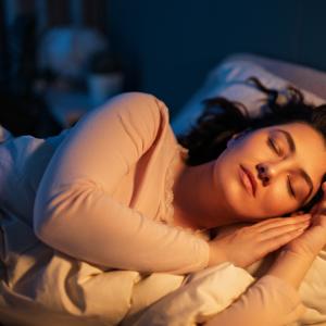 Какво означава, когато сънувате починал човек