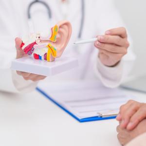 Как да се погрижим за здравето на ушите си