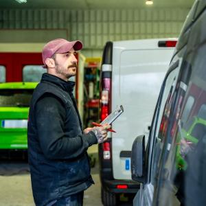 Виц: Колко струва поправката на спирачките?
