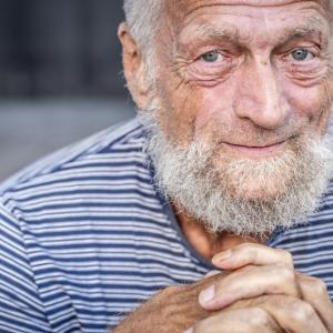 Порция хумор: Дедо викашче, че сичко има край
