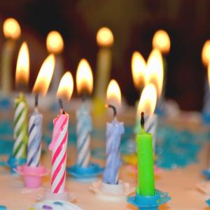 Виц: Пешо, как разбра, че остаряваш?