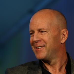 Брус Уилис за общественото мнение