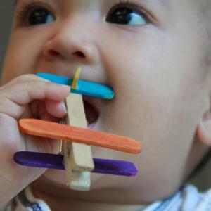 Ако детето погълне или вдиша малък предмет