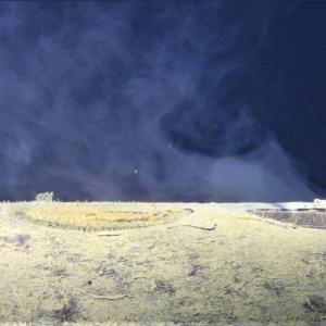 Потънала съветска подводница изпуска радиоактивни вещества в Норвежко море