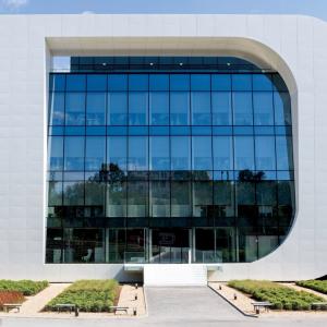 Гинес рекорд във Варна за най-голяма сграда във формата на буква