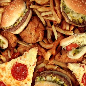 Как да обърнем отрицателните ефекти от богатата на мазнини диета