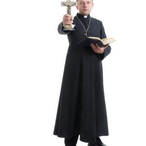 Пастор прави екзорсизъм по Skype