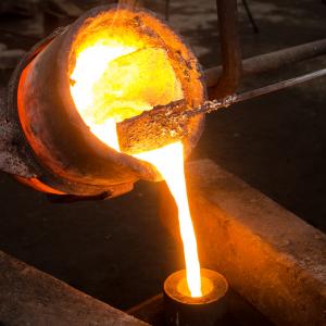 Ангел Балевски научи света как да лее метали