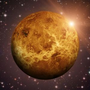 Видео: Архивни снимки от кацането на сонди на Венера 