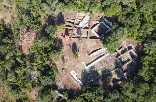 Богат късноантичен град върху голямо древно светилище на Аполон или Асклепий разкриват на Балък дере край Хухла