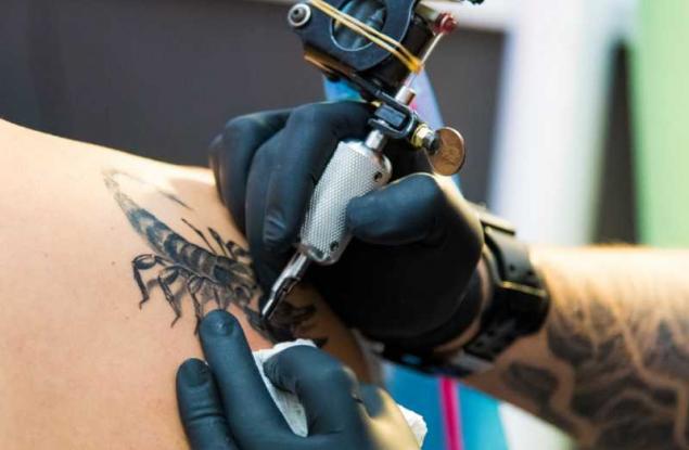 Учени: Татуировките укрепват имунната система