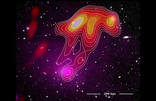 Гигантска „космическа медуза“ възкръсна на небосвода