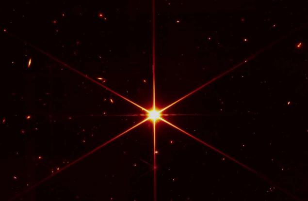 Телескопът „Джеймс Уеб“ изпрати най-ясната си снимка до момента