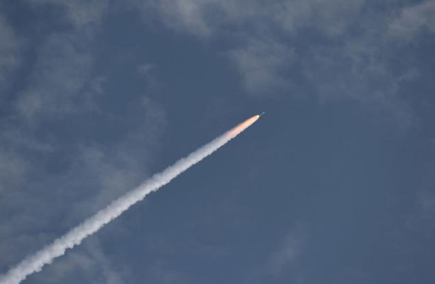 NASA изстреля успешно новия си марсоход, ще търси живот на Марс