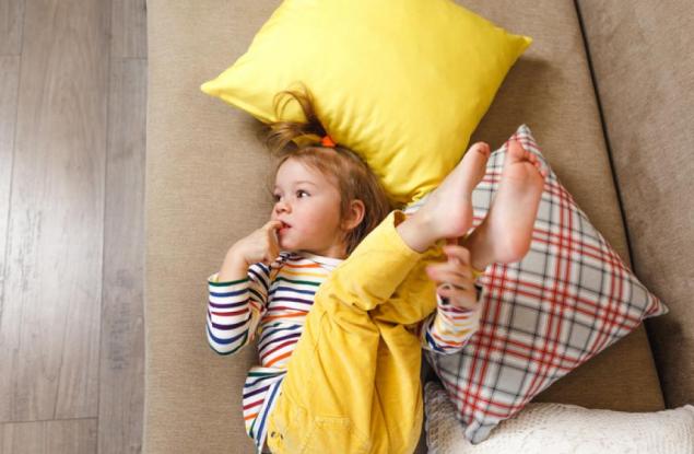 Как да отучим детето да си гризе ноктите