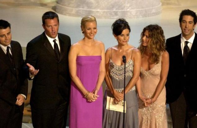 Отложиха снимките на специалния епизод на „Приятели“