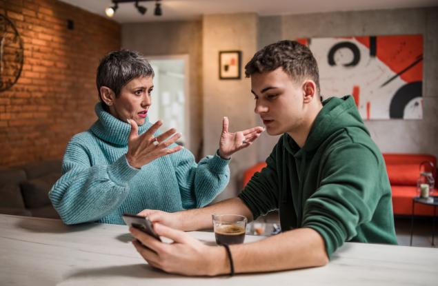 3 причини тийнейджърът да не уважава родителите си