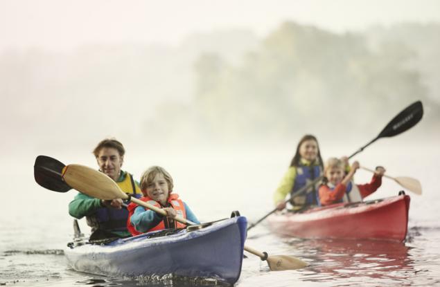 Децата имат нужда от преживявания, а не от играчки