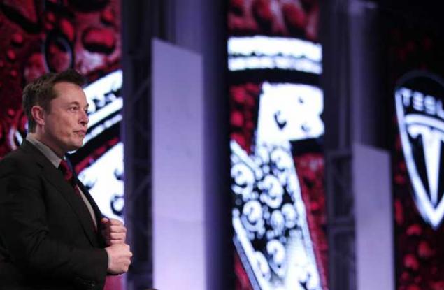 Мъск в търсене на служители: Не ми пука дали сте завършили гимназия