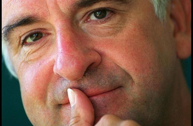 Дъглас Адамс за хората, които искат да управляват други хора