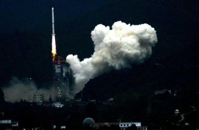 Китай изстреля сонда към Марс