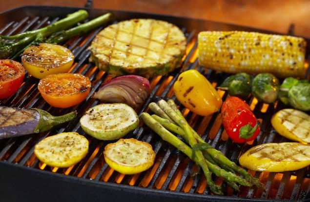 Варете, печете: как да готвите зеленчуци, така че да останат максимално полезни 